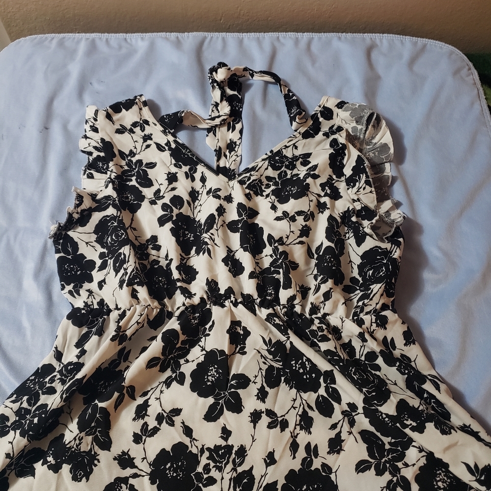 Black and white blouse